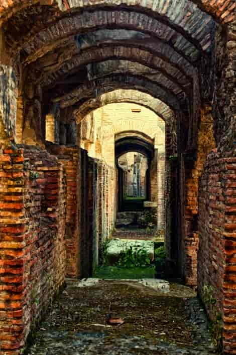 Un passage souterrain dans le Colisée