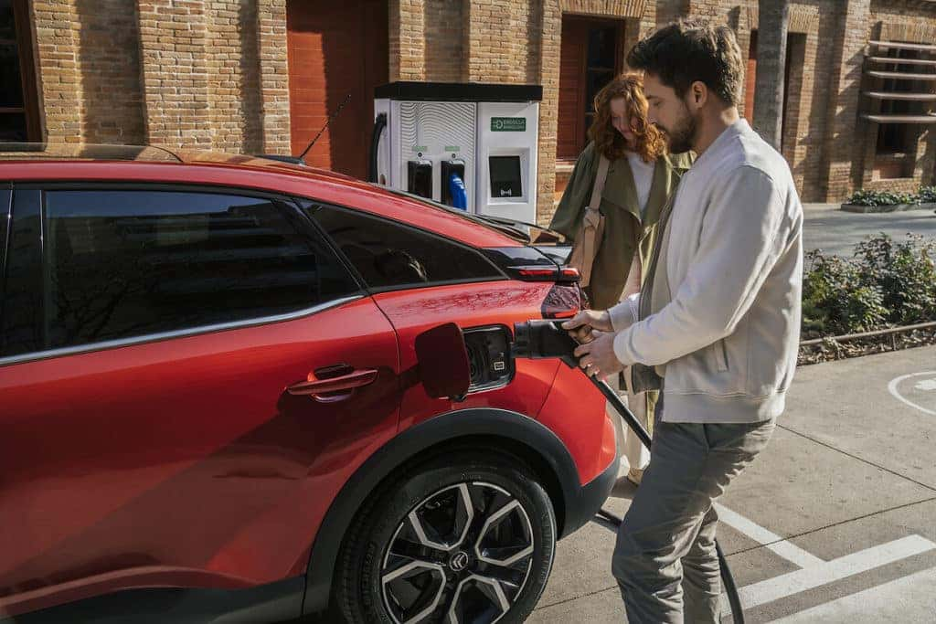 Pourquoi y a-t-il de plus en plus de voitures électriques en Drôme Ardèche ?