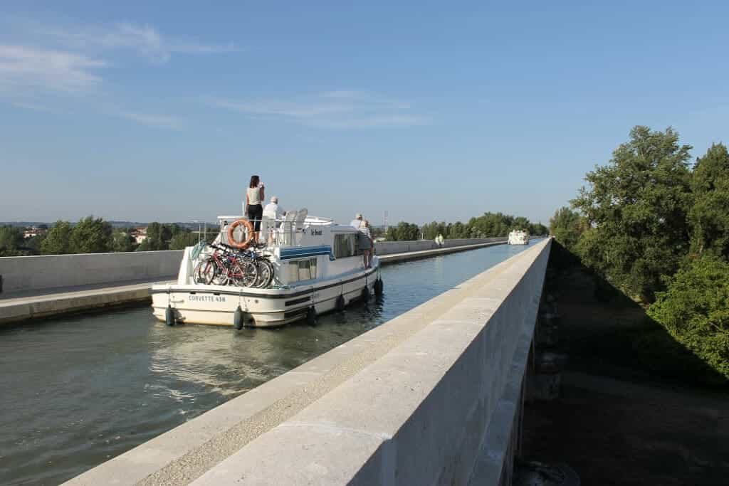 Le pont-canal à Agen