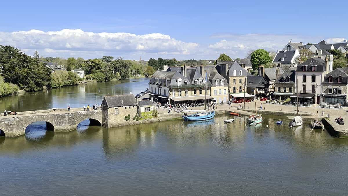 Auray