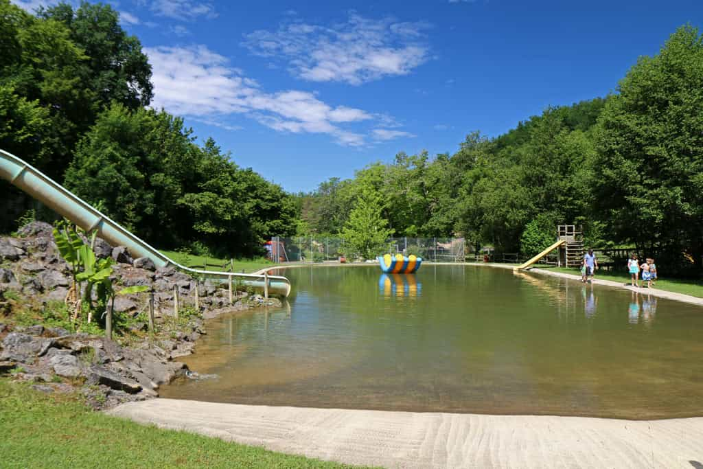 Magnifique et large espace de baignade naturelle