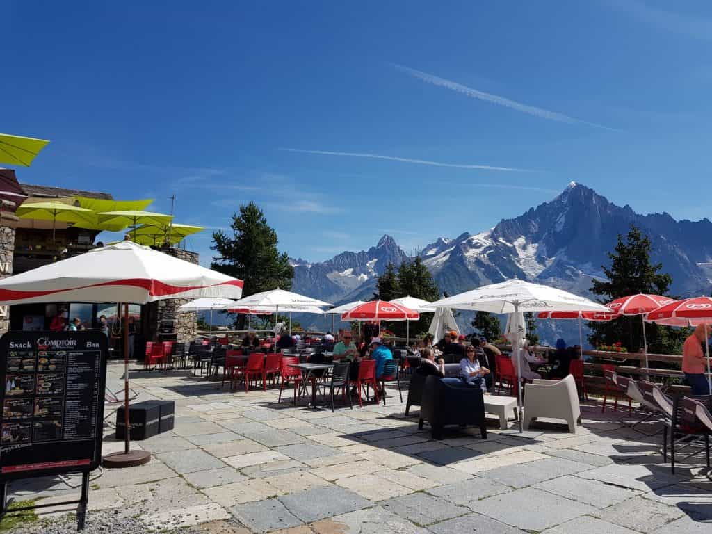 À une altitude de 2525 mètres. Télécabine de Brevent