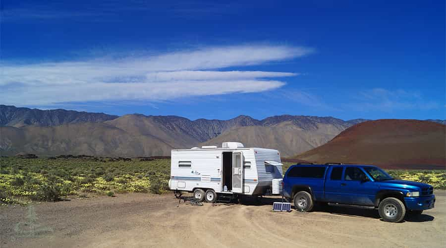 Camping à Fossil Falls