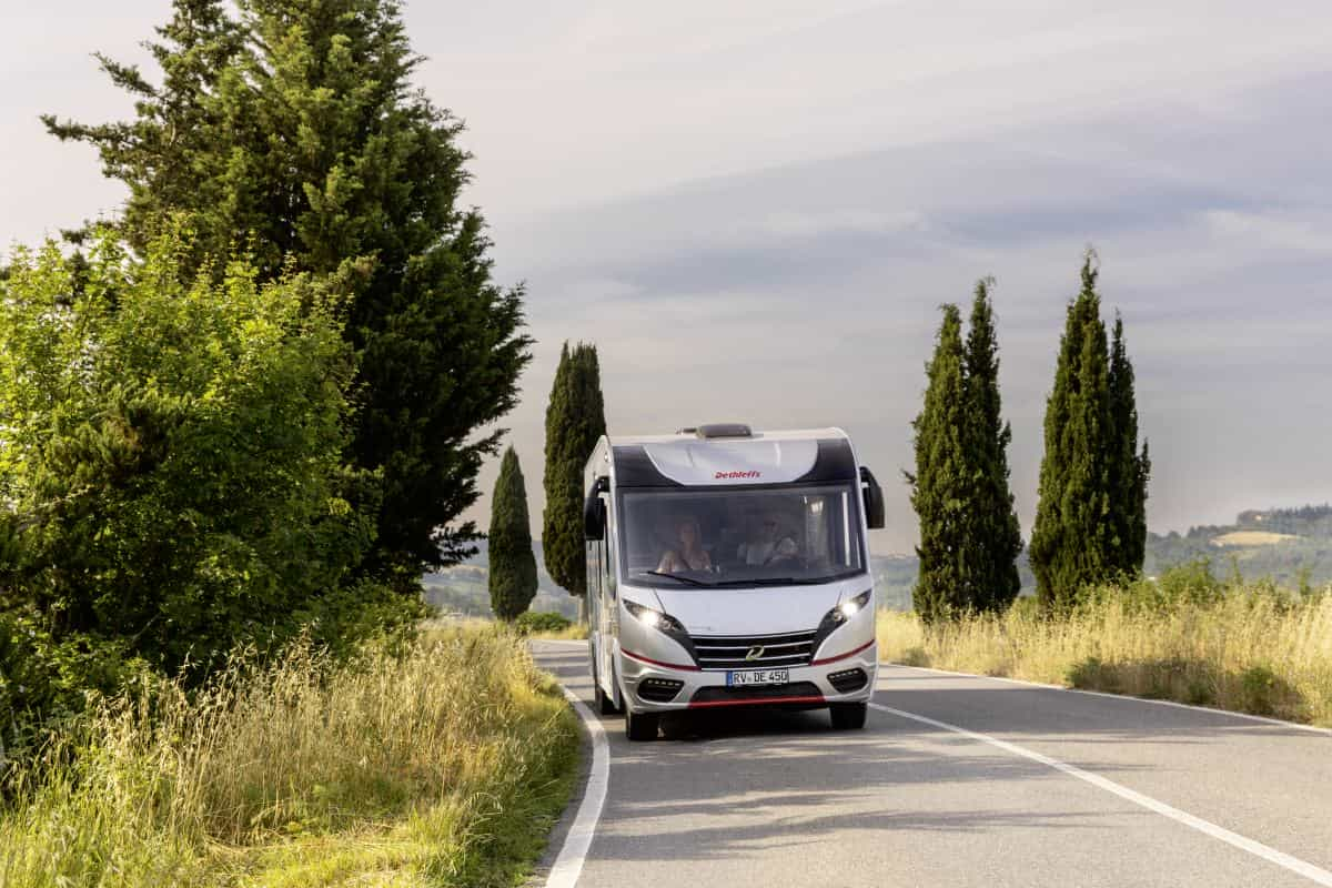 Dethleffs Globetrotter XLI 7850 DBM : ce camping-car très haut de gamme change de look