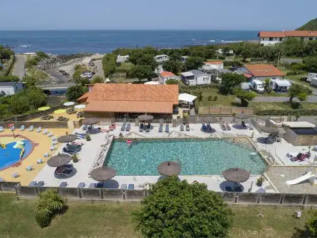 Pool from Erromardie campsite