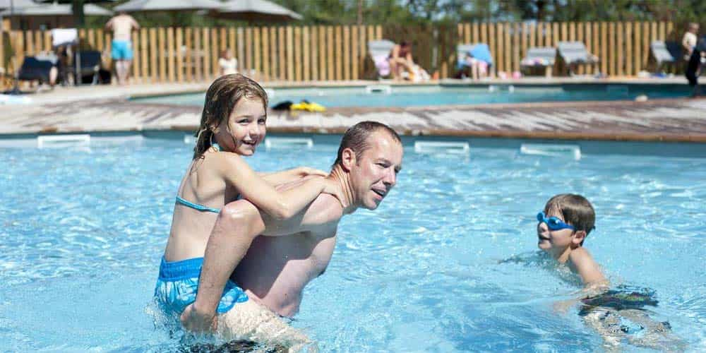 Camping Huttopia La Clarée Swimming Pool