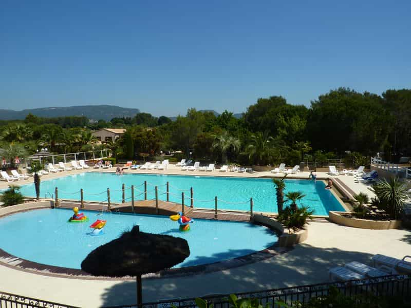 Camping Huttopia Fontvieille Provence