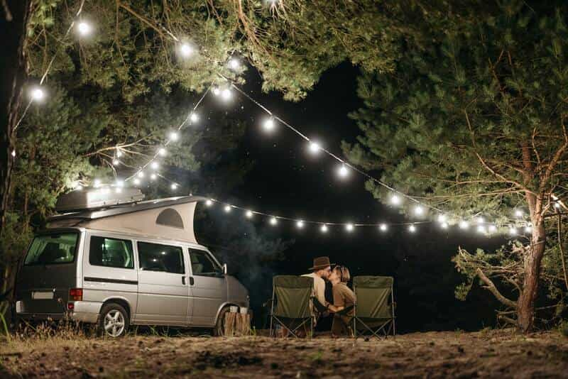 Location de camping-cars entre particuliers, une solution économique - Voyagez pas cher en van ou en fourgon avec Goboony