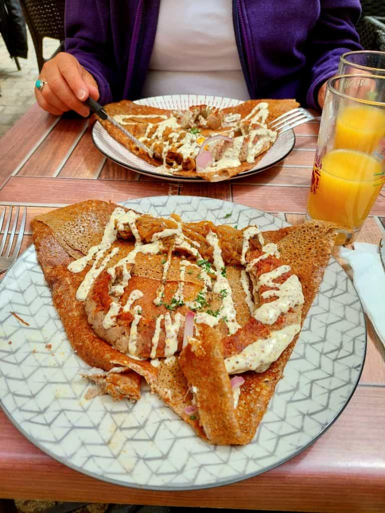 Une Galette Traditionnelle aux Saucisses