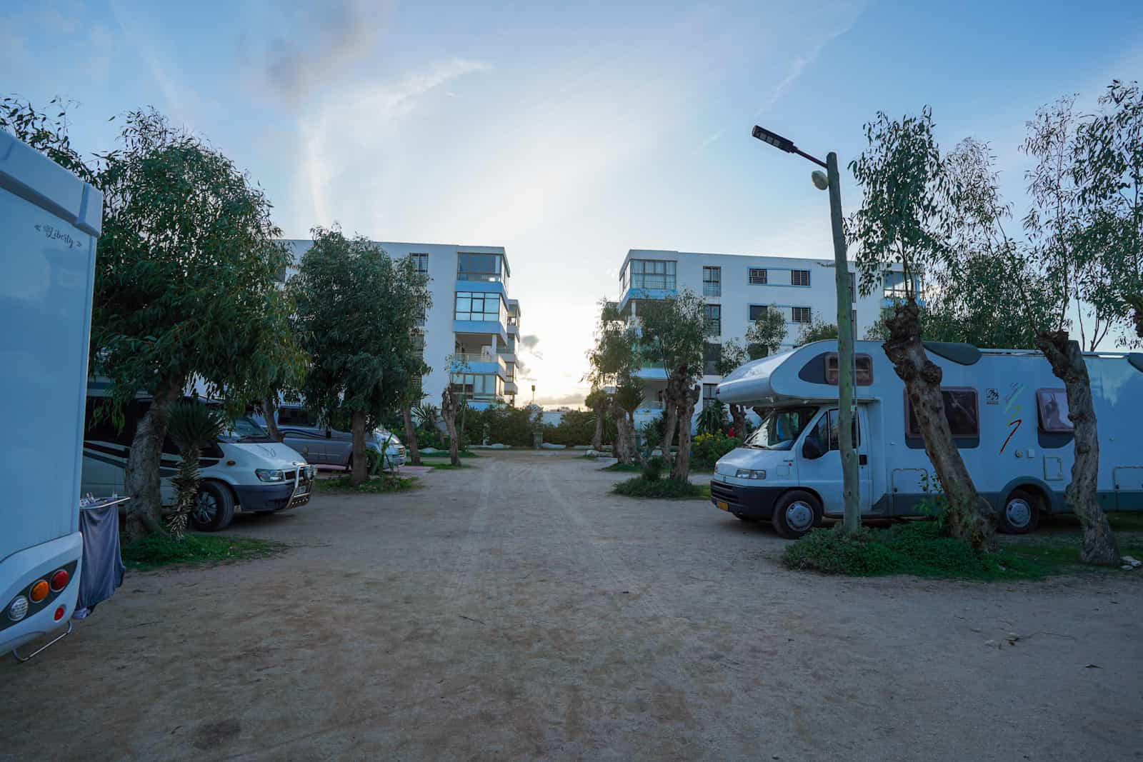 Le petit magasin de proximité à l'extérieur du camping Echrigui.