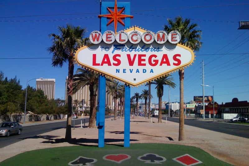 Welcome to Fabulous Las Vegas Sign