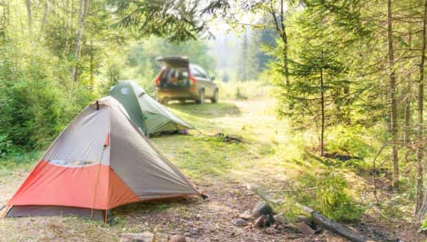 Comment Réserver un Emplacement de Camping de Dernière Minute