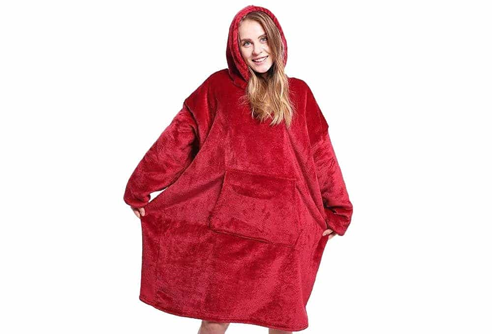 Accessoires hiver pour camping-car : le sweat-poncho en polaire