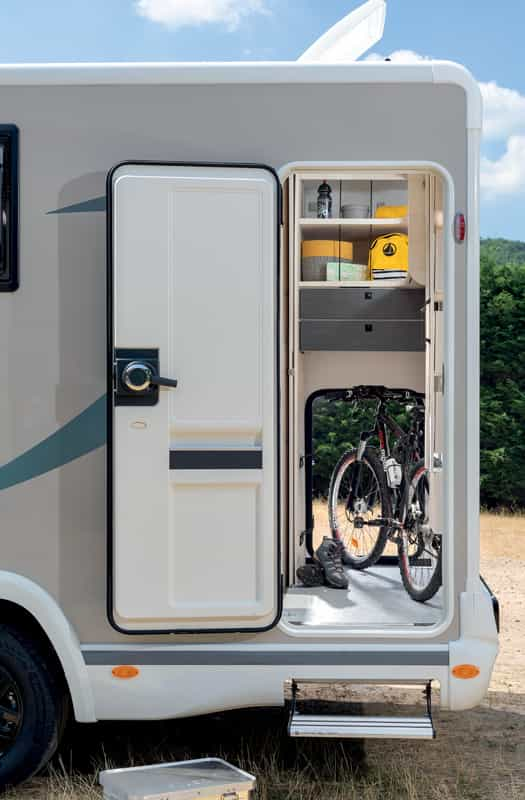 Chausson 660 - Porte arrière