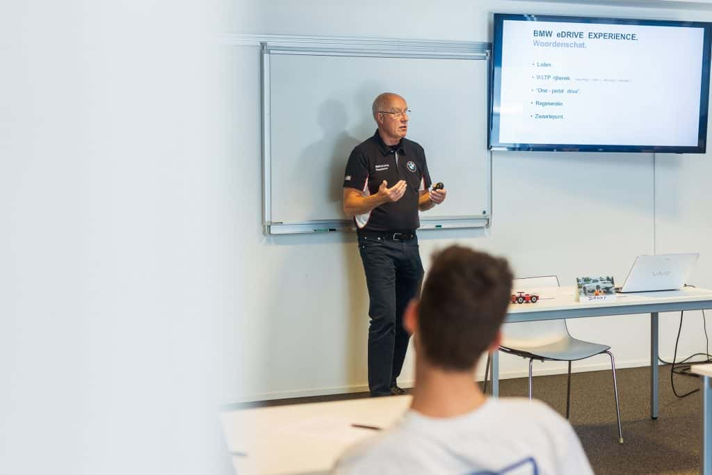 Formation véhicules électriques : nous avons testé le nouveau stage BMW !