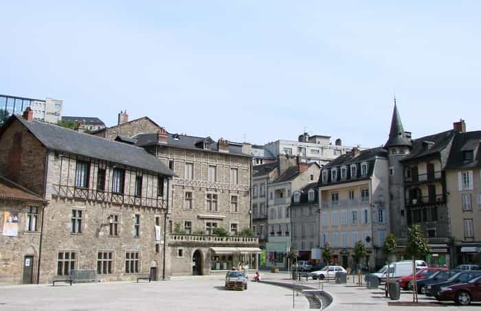 Ville de Tulle près du camping Soleil d