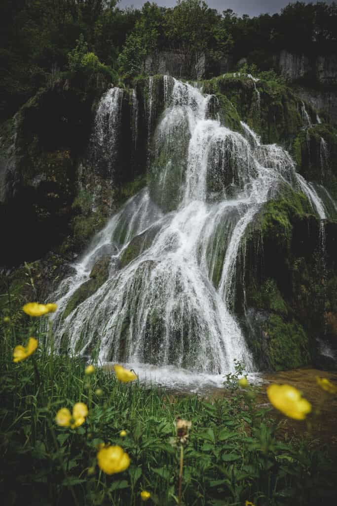 Visiter le Jura en van: itinéraire et incontournables